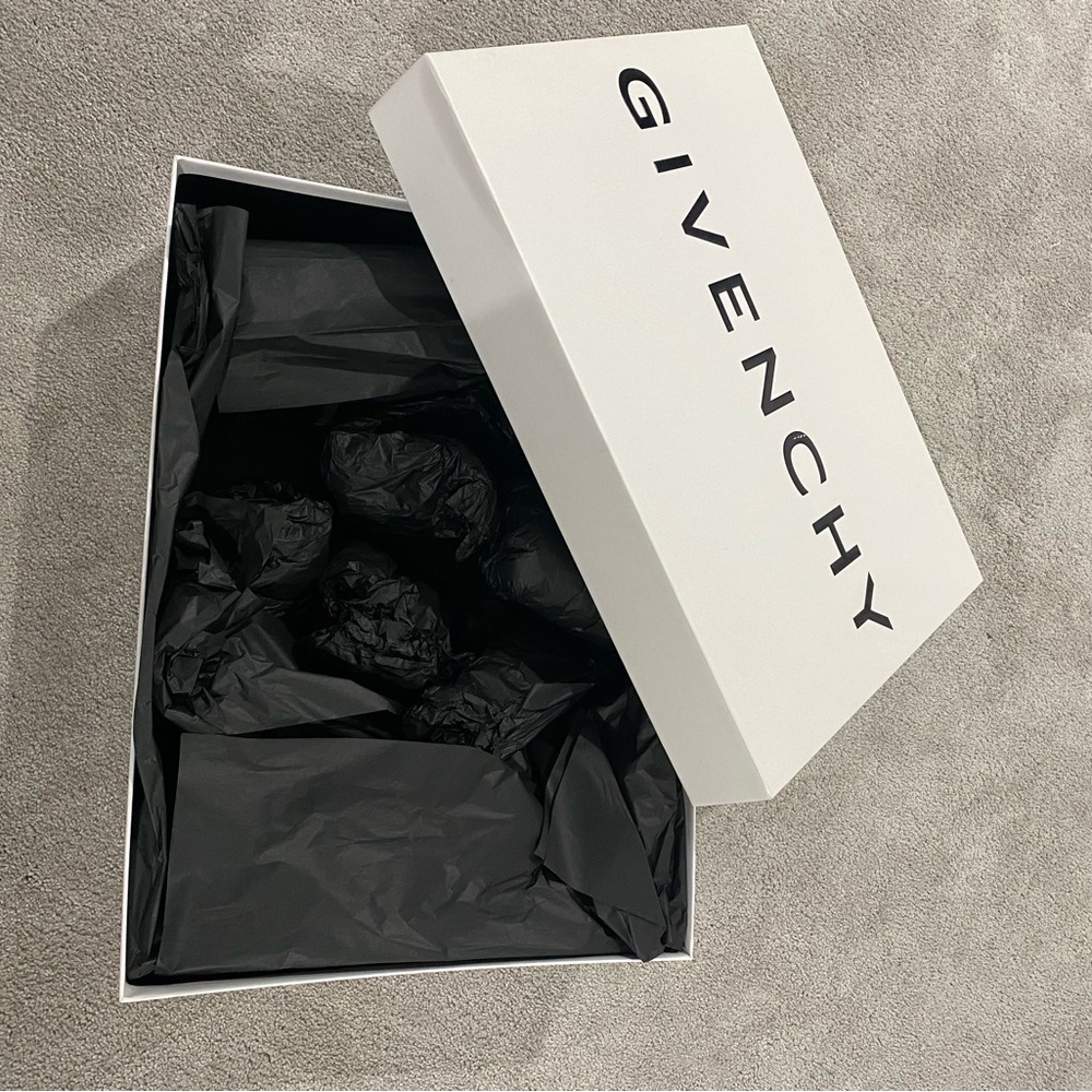 Givenchy Box
